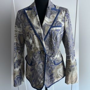Ladies Etro Jacket blazer. Sz 46 cotton blend purple paisley